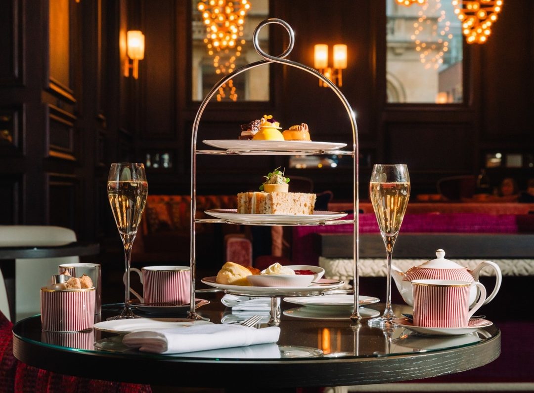 grand-hotel-birmingham-madeleine-bar-afternoon-tea-tiers-teapots